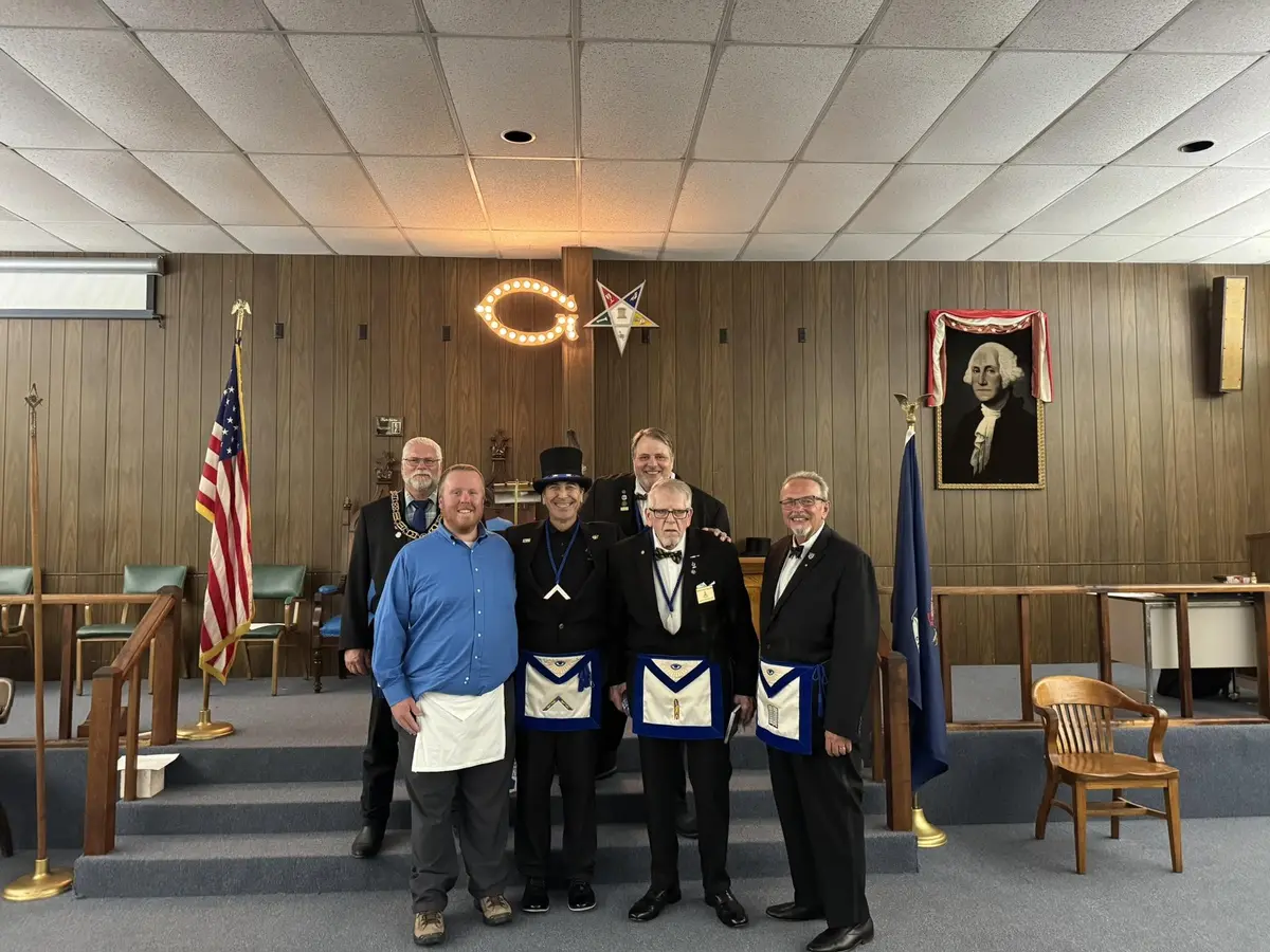 Fellowship in the Lodge Room — Traverse City Lodge No. 222 photo archive