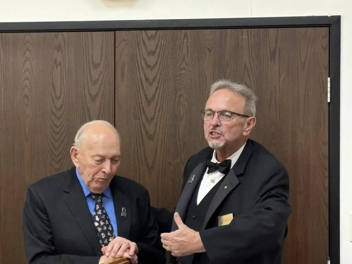 Sharing a Memorable Moment — Traverse City Lodge No. 222 photo archive